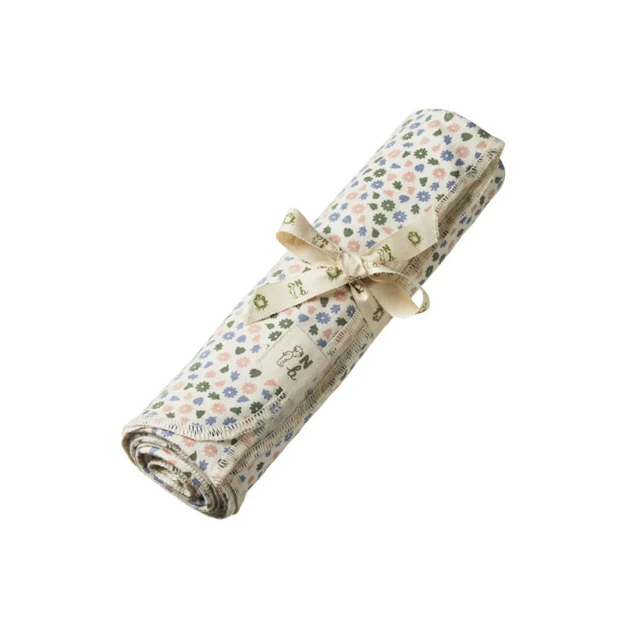 Wrap - Chamomile Blooms Print