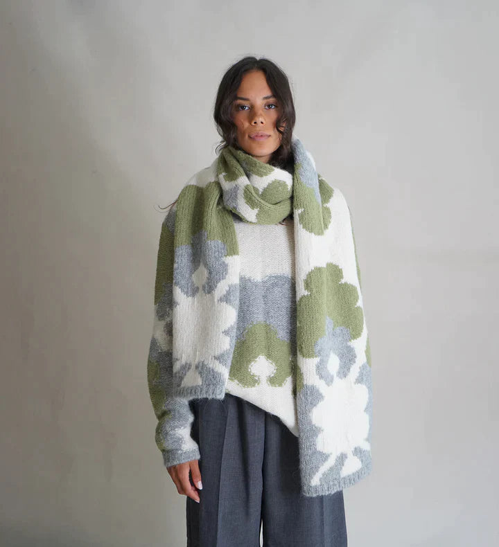 Mid Century Motif Intarsia Jumper - Sand