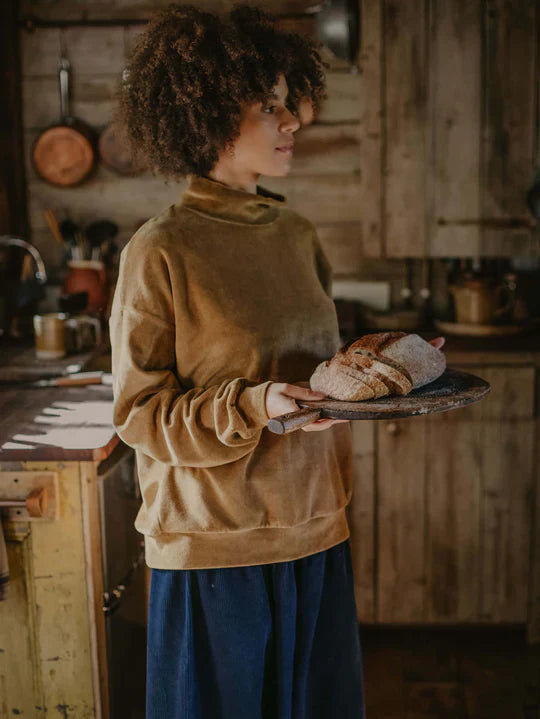The Velvet Sweater Women's - Bronze