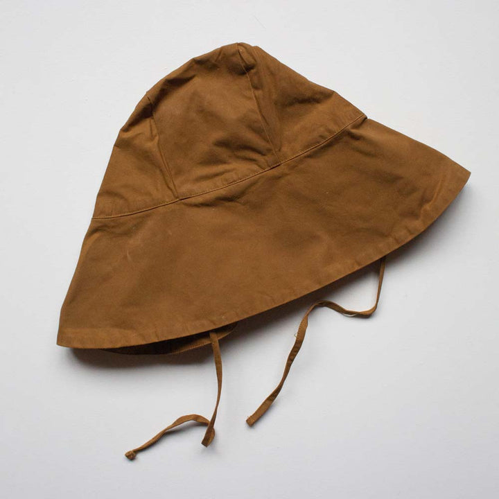 The Rain Bonnet - Hazelnut