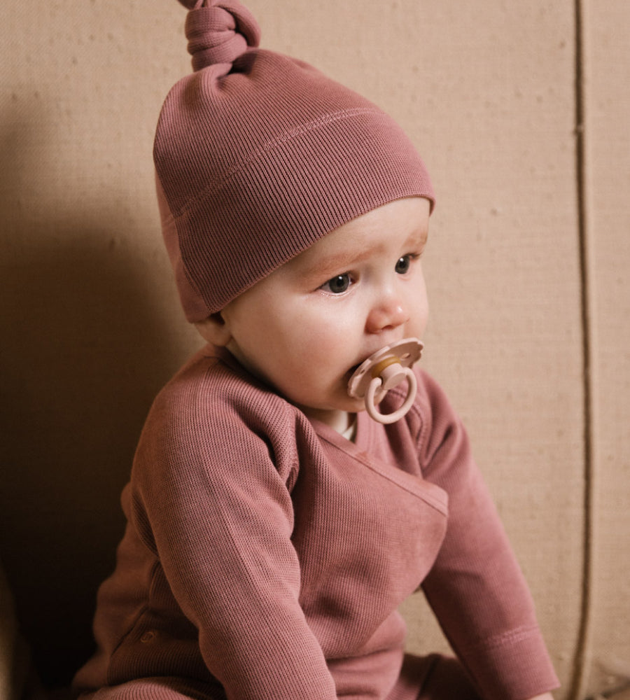 Knotted Hat - Hibisco